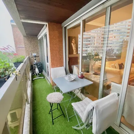 Saint Lambert Terrace Homestay Paris